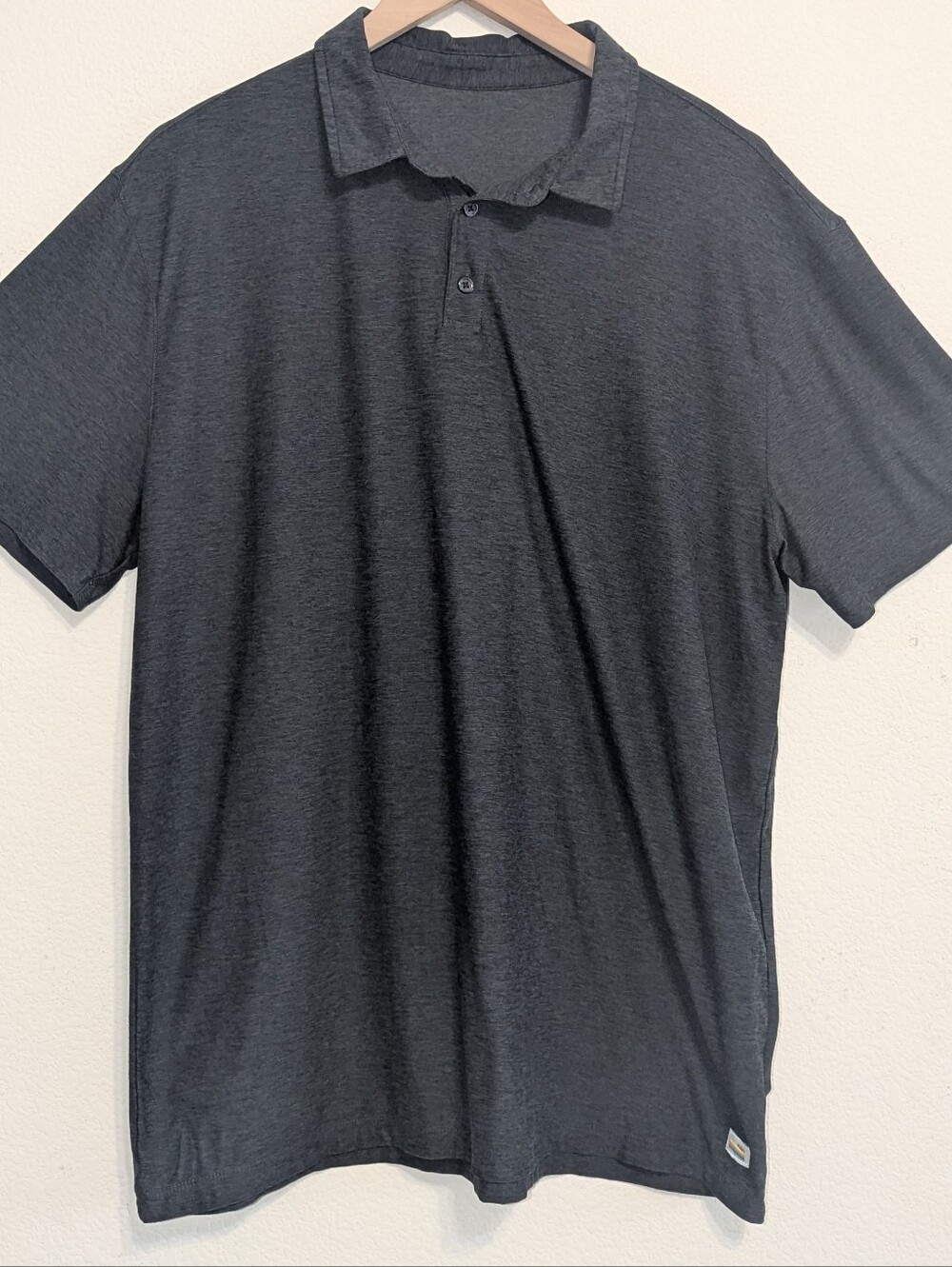 Vuori Polo Shirt Mens XL charcoal Heather Strato Tech Short Sleeve Performance .